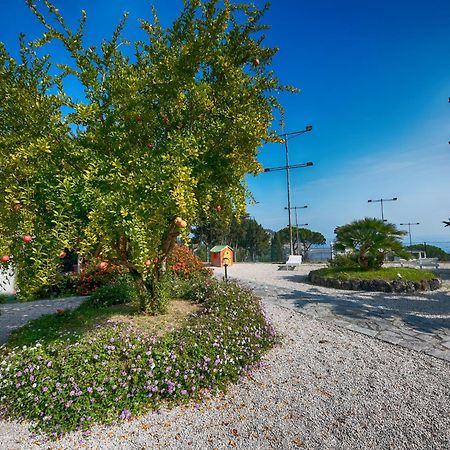 Hotel Parco Cartaromana Ischia Buitenkant foto