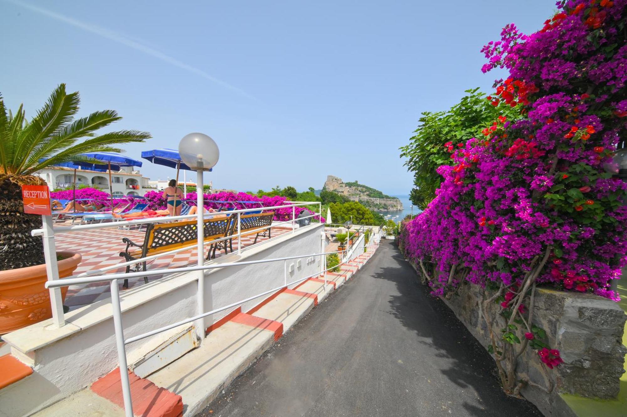 Hotel Parco Cartaromana Ischia Buitenkant foto